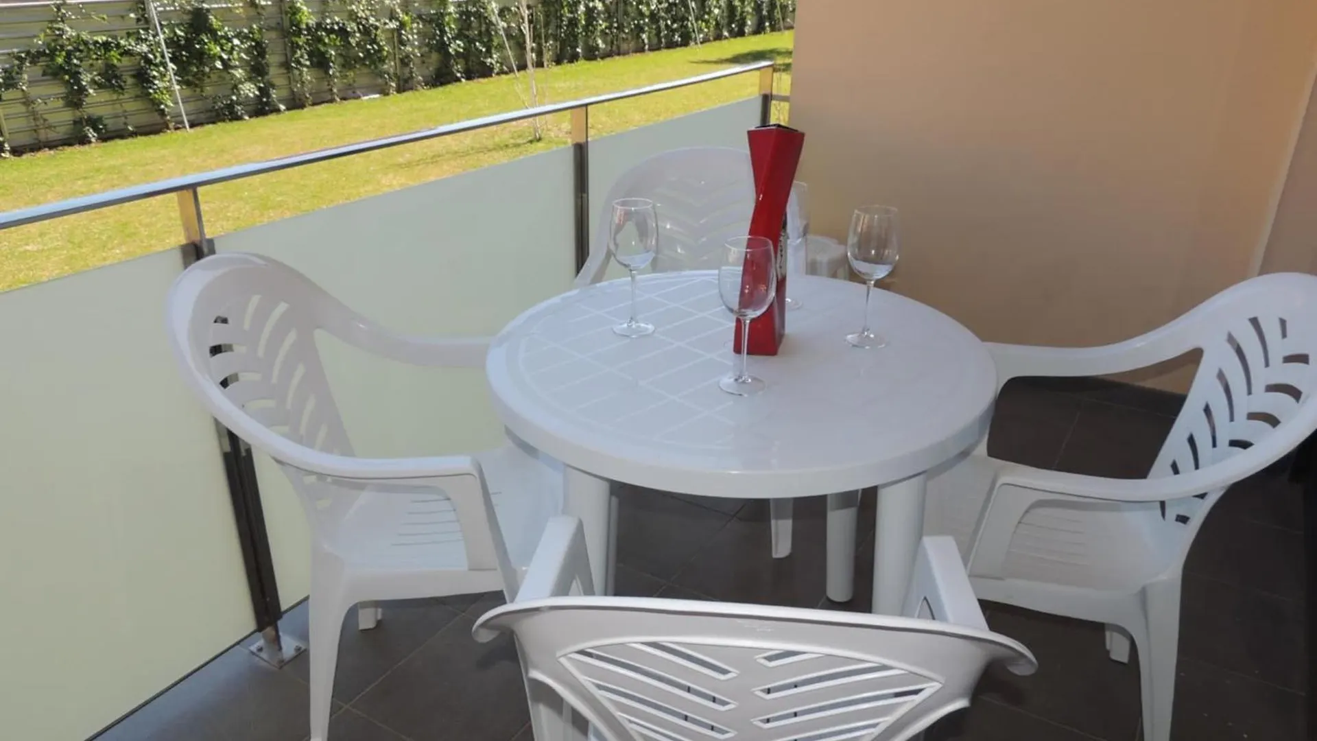 Pretty Apartment With Balcony Empuriabrava Spain